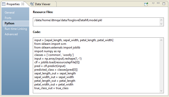 En esta imagen se muestra la ficha Python de la transformación de Python. La ficha Python muestra el archivo de recursos del modelo previamente entrenado y el código de Python ejecutado por la transformación de Python.
			 